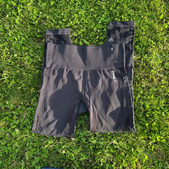 Gymshark Energy+ Seamless Black Cropped Leggings - Picture 1 of 4